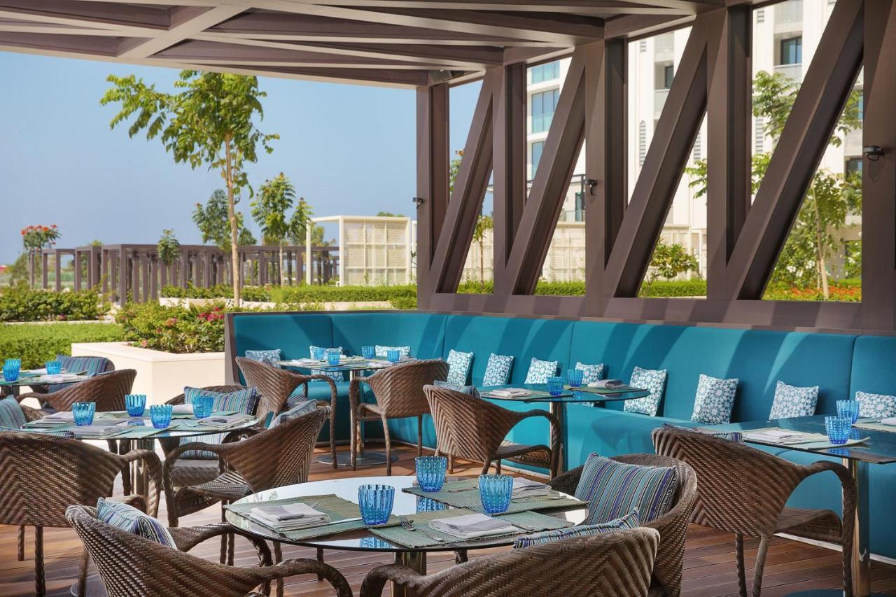 W Muscat Otel Dış mekan fotoğraf The Beach