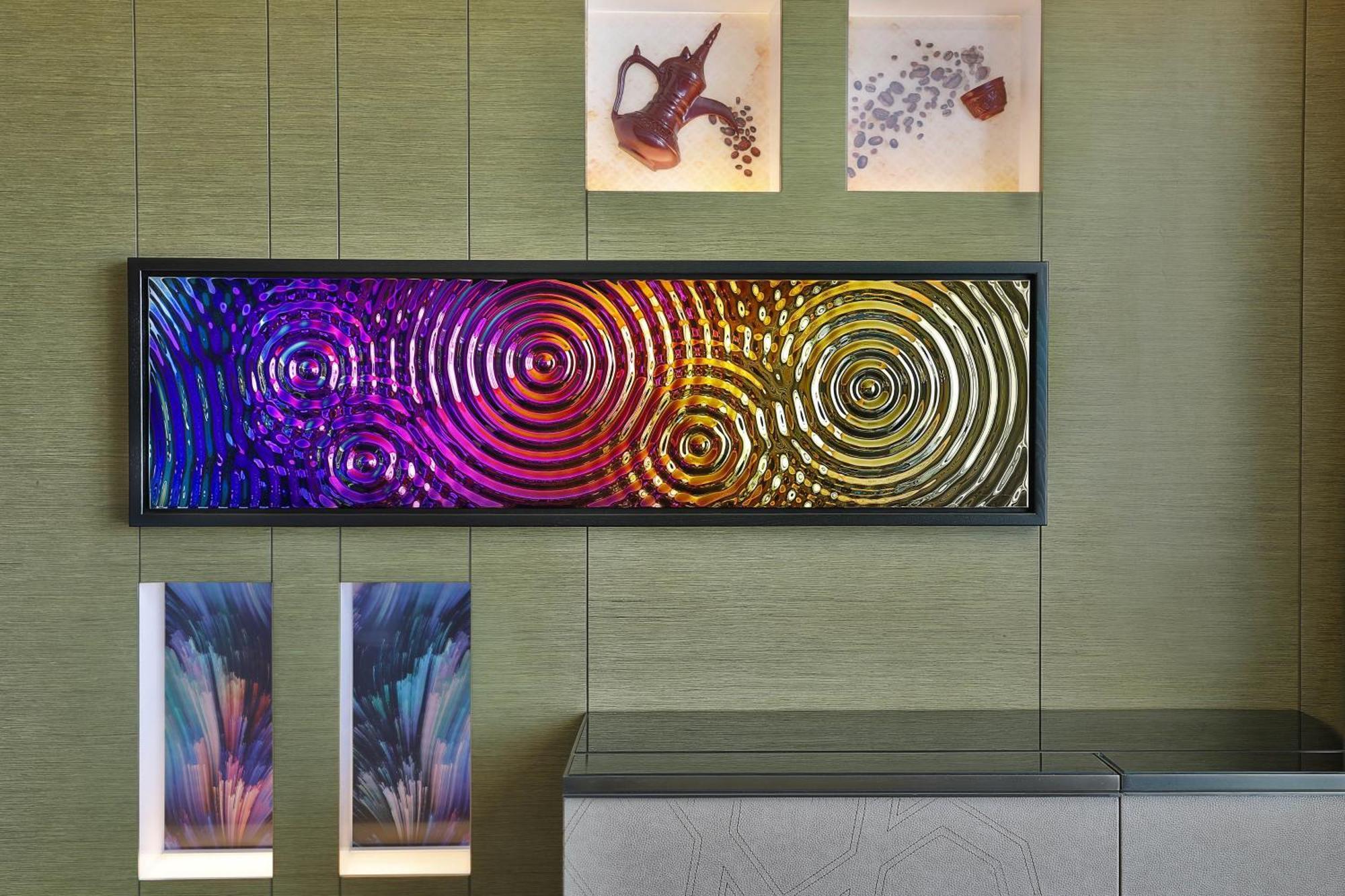 W Muscat Otel Dış mekan fotoğraf Modern metal wall sculpture