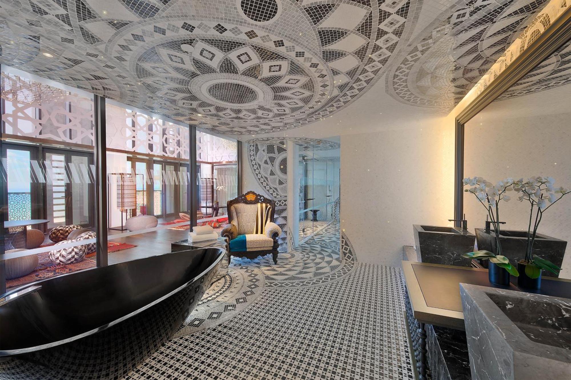 W Muscat Otel Dış mekan fotoğraf The interior of the hotel