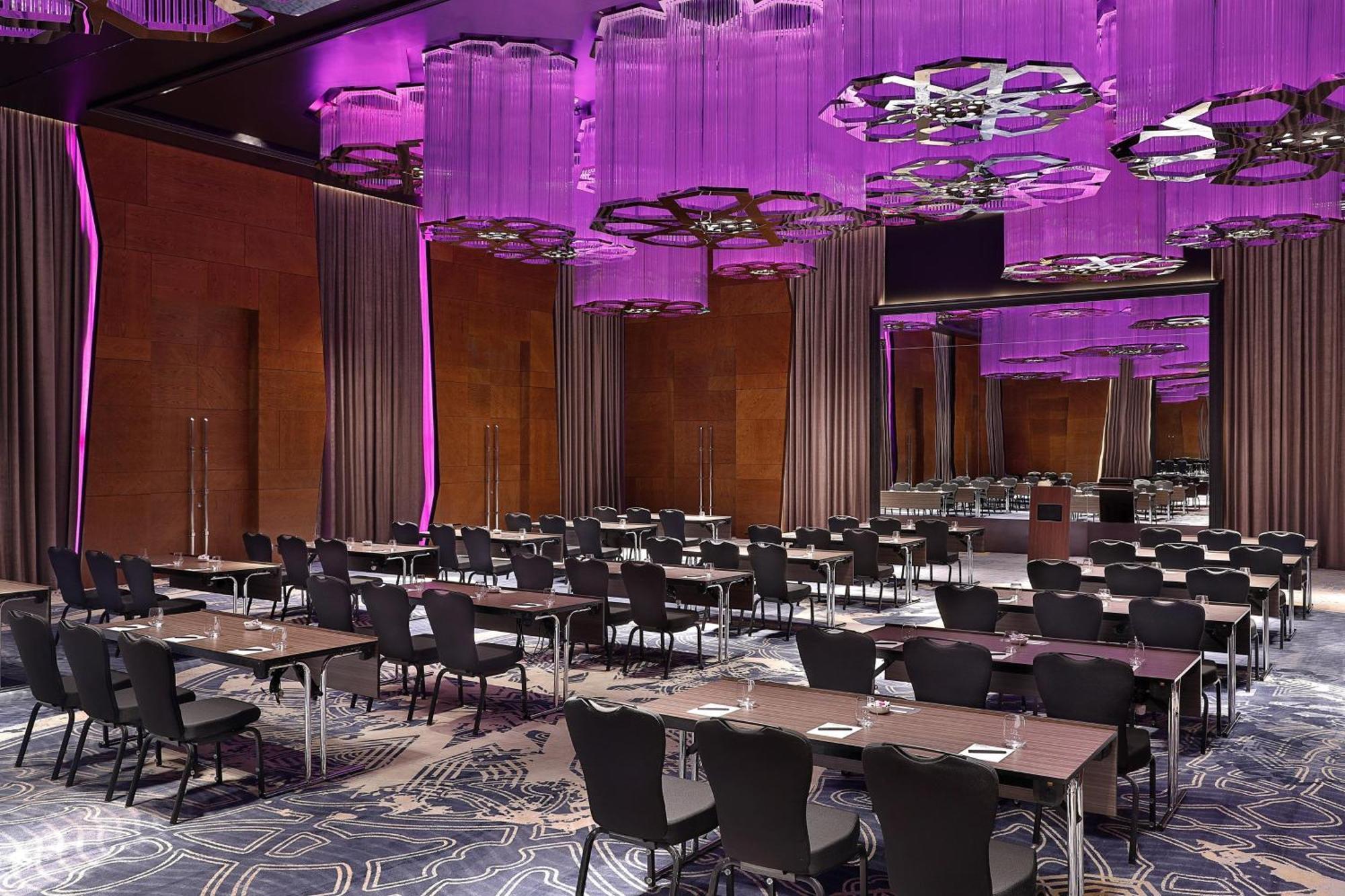 W Muscat Otel Dış mekan fotoğraf The ballroom