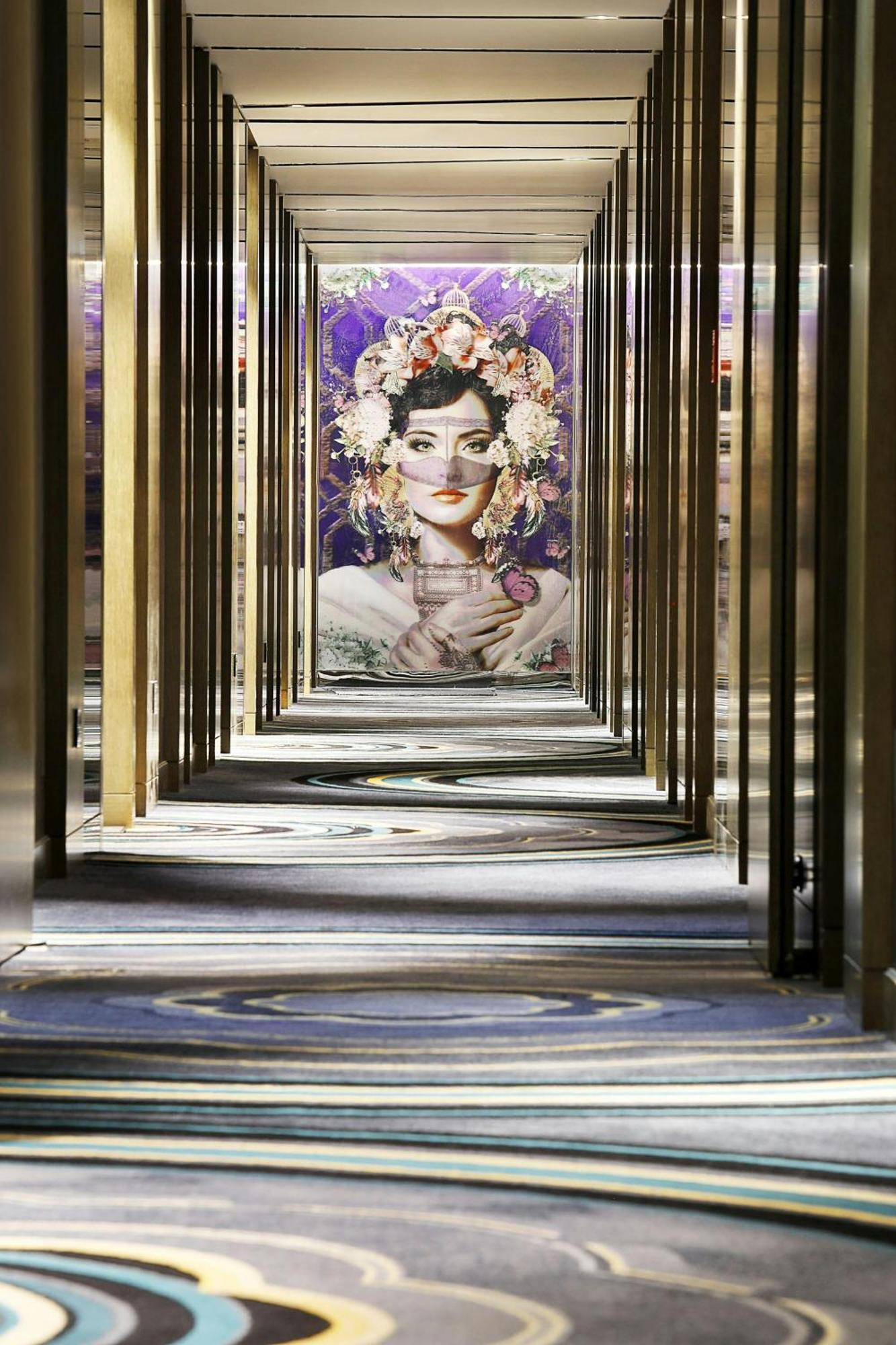 W Muscat Otel Dış mekan fotoğraf The elevators